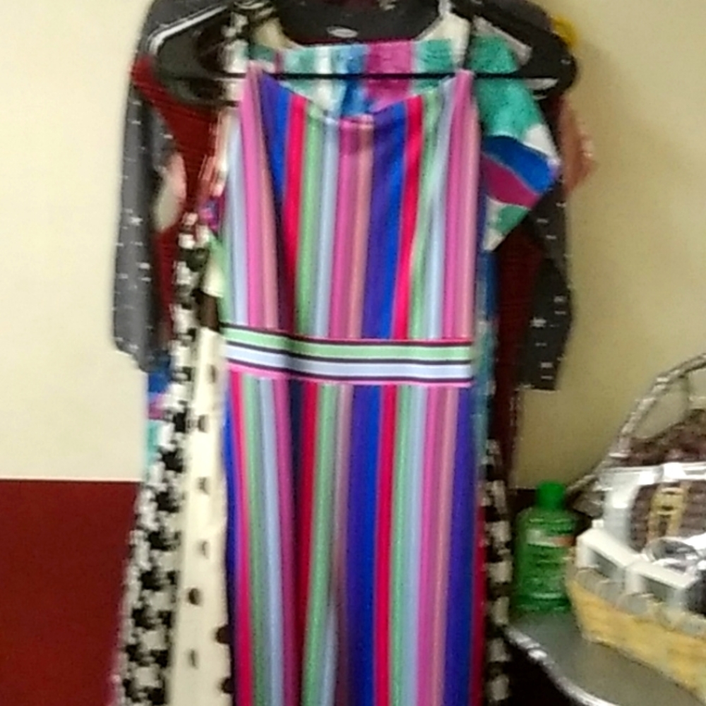 Comestible 2121 clothing store